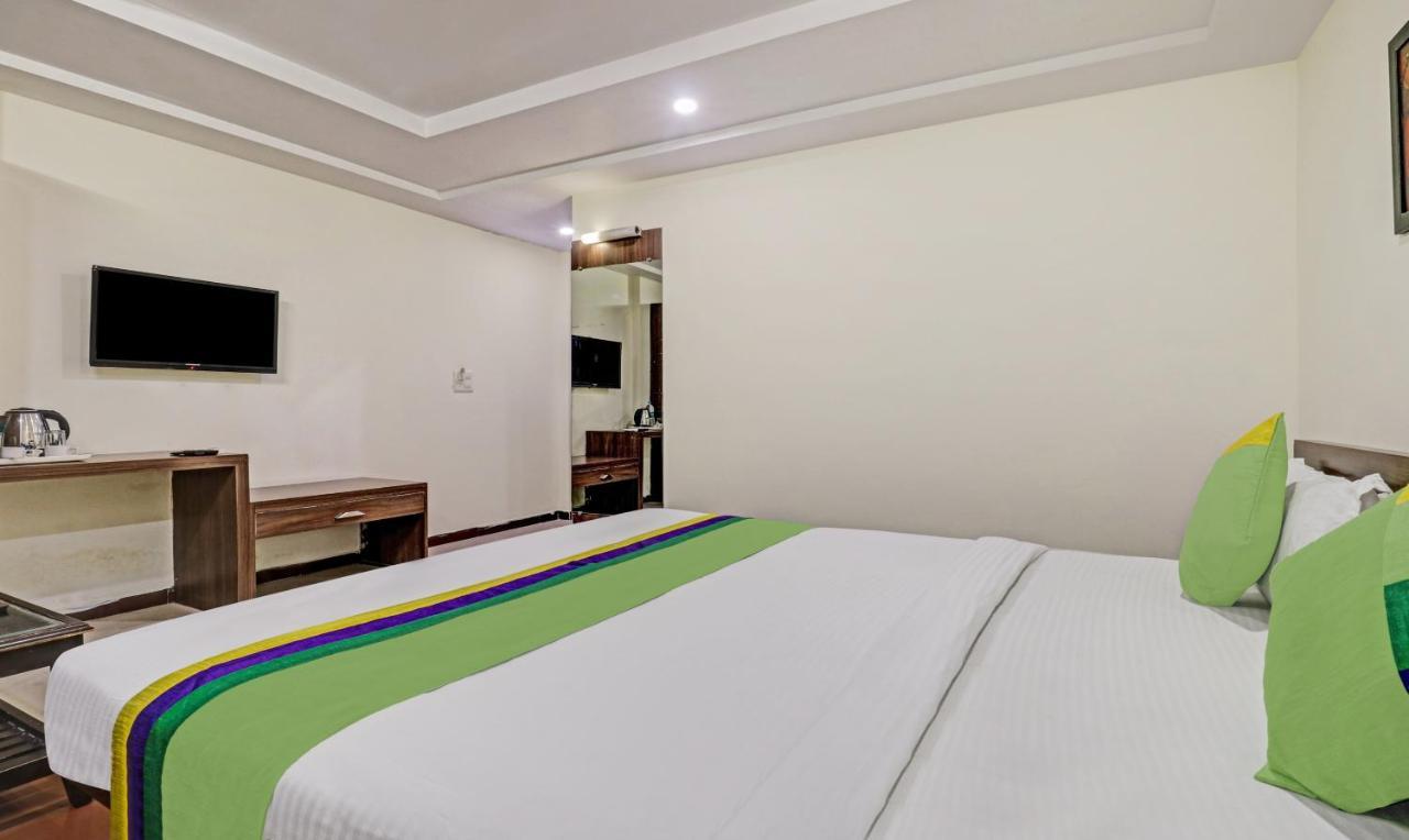 Отель Treebo Mohit Regency Бхопал Экстерьер фото